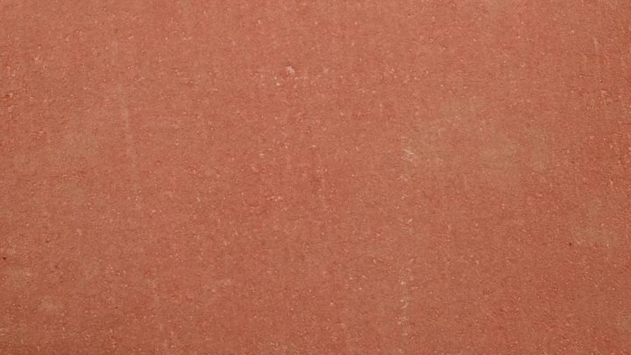 Holcim mass-coloured concrete｜Provence red