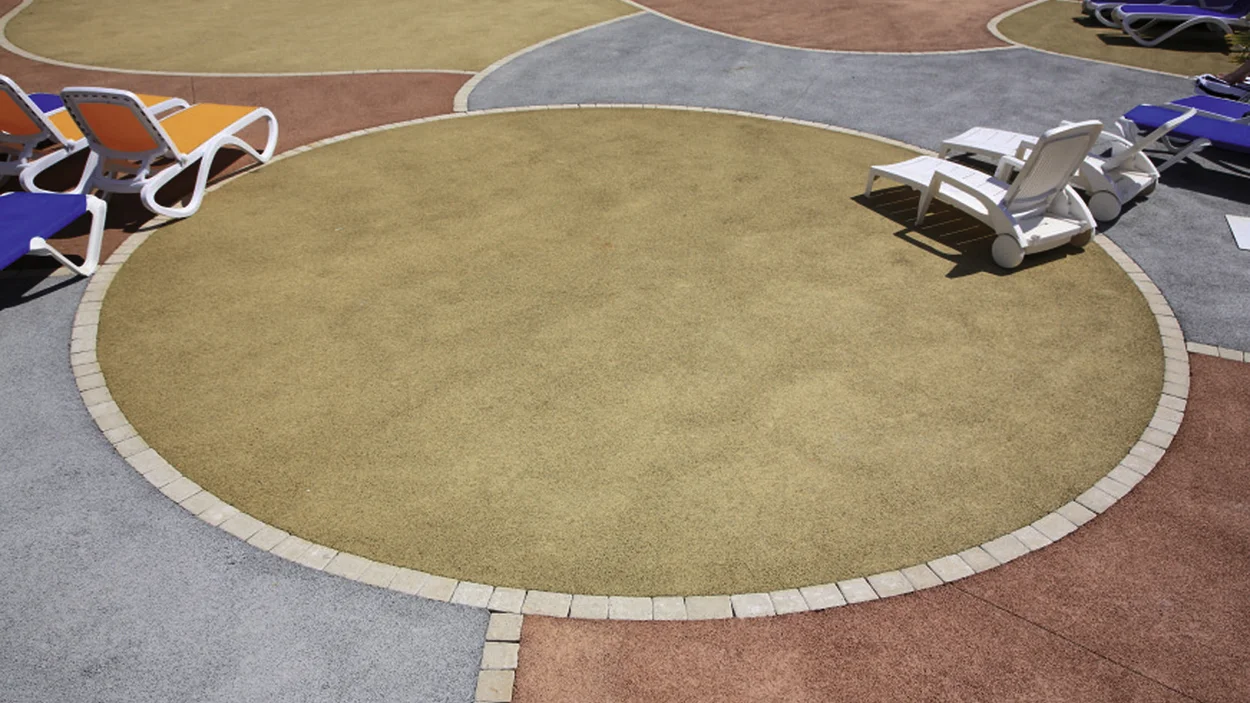 Holcim pool area with Hydromedia